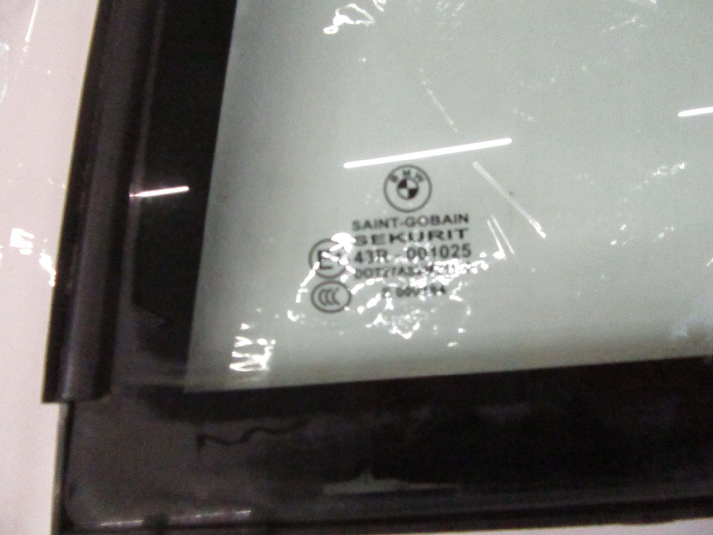 window left left rear part BMW e46 KOMBI