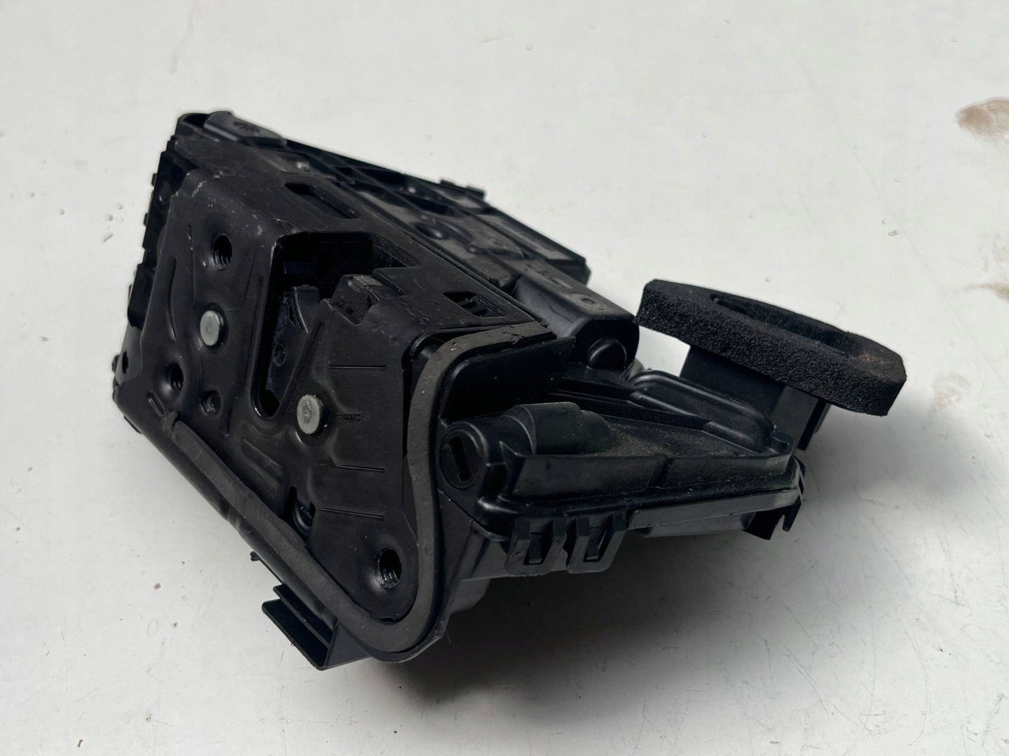 VOLKSWAGEN SEAT SKODA lock door right front 5TB837016B @M