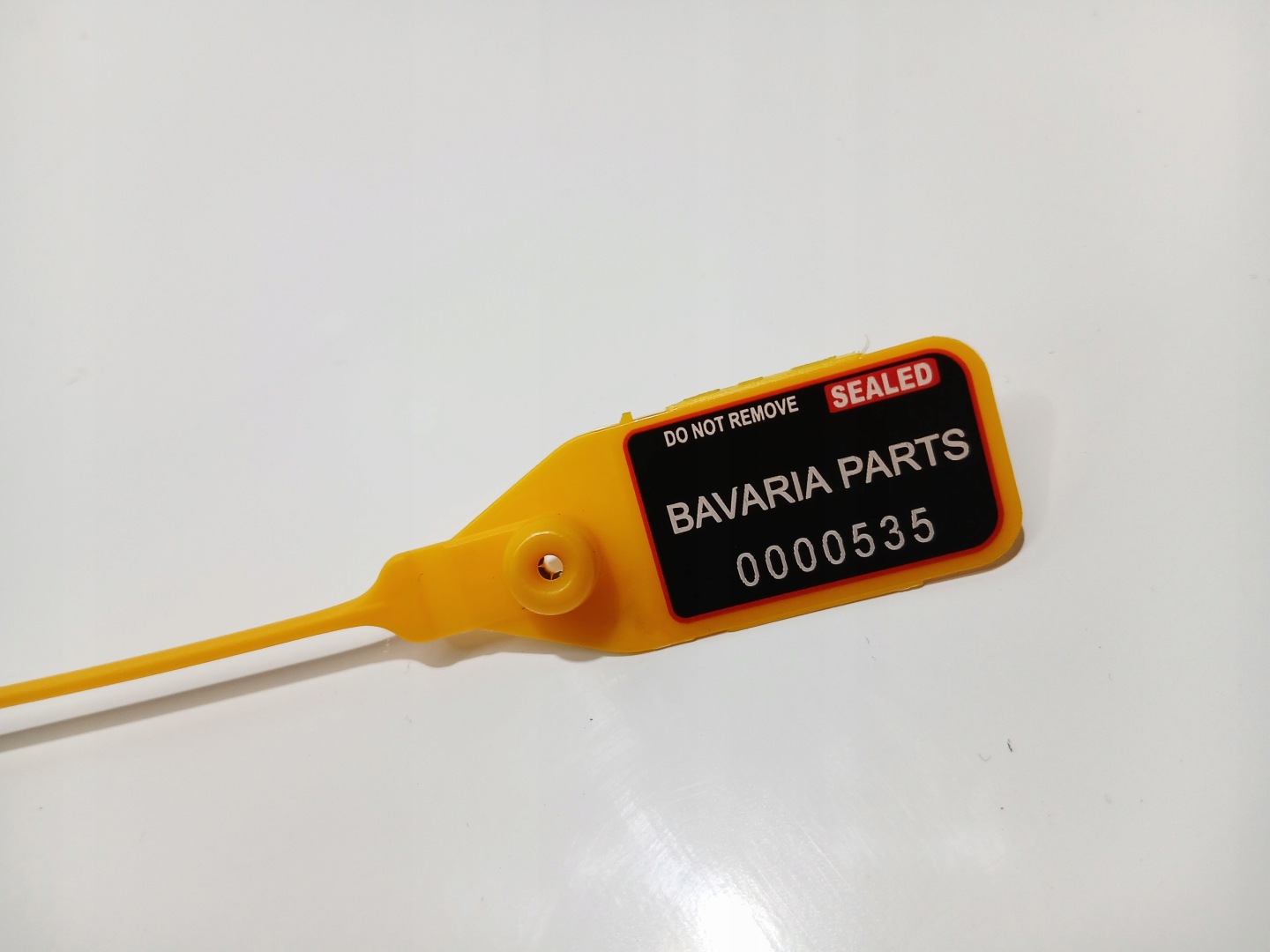 čep rezervoara goriva BMW E60 E61 OE (0000535)