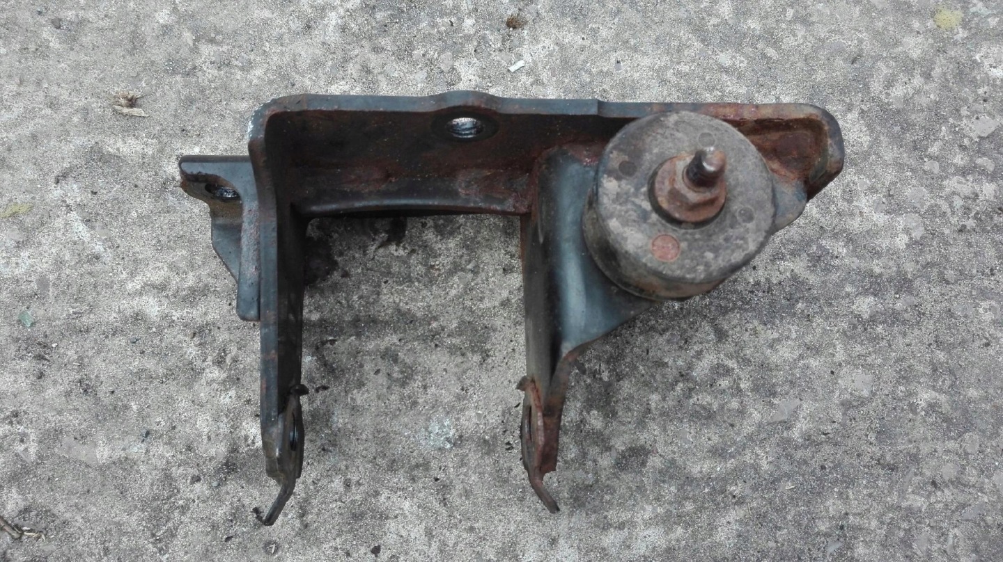 console LAPY TOYOTA AVENSIS T25 D4D