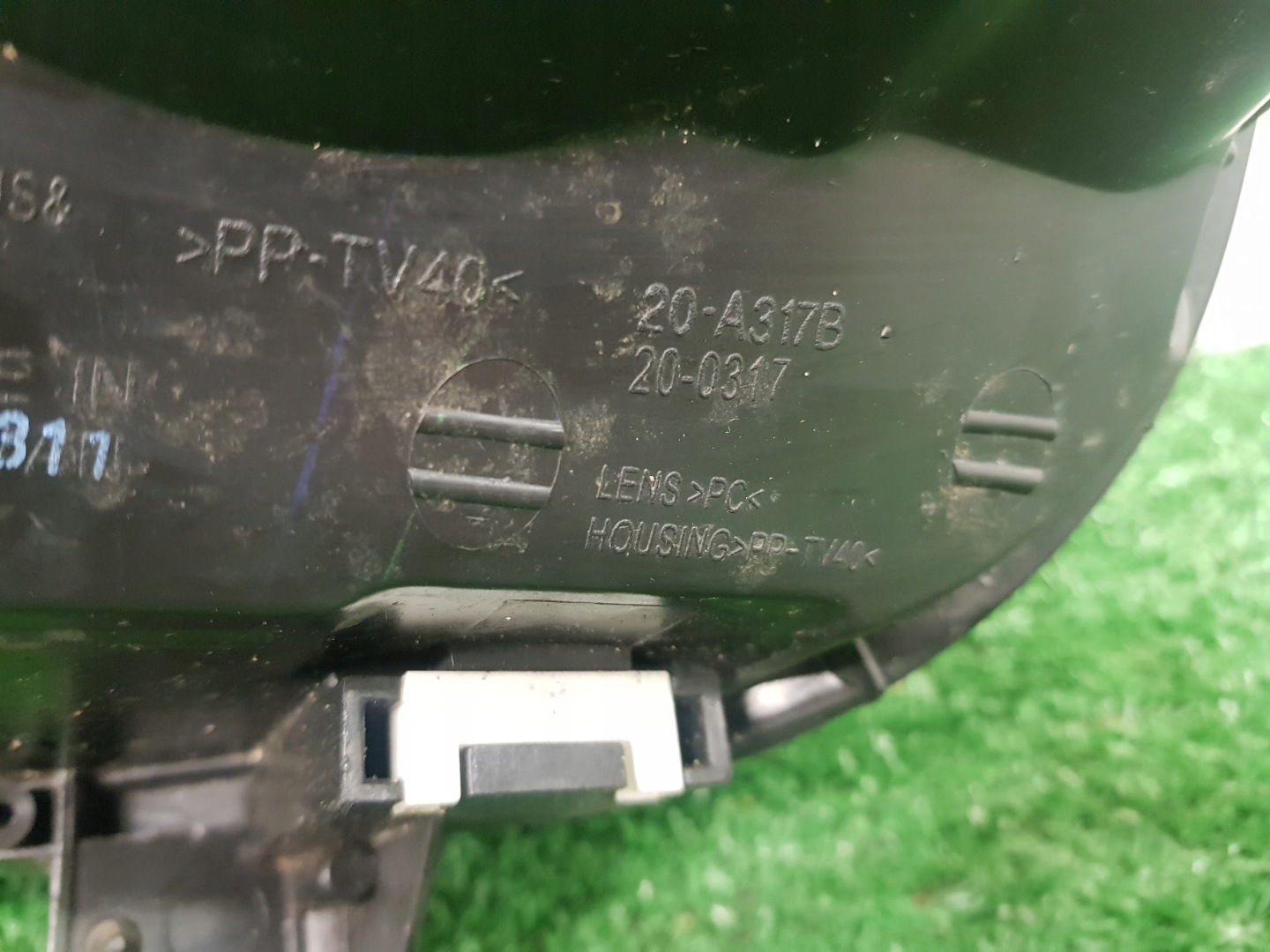 light right front VOLKSWAGEN GOLF 5 20-A317B