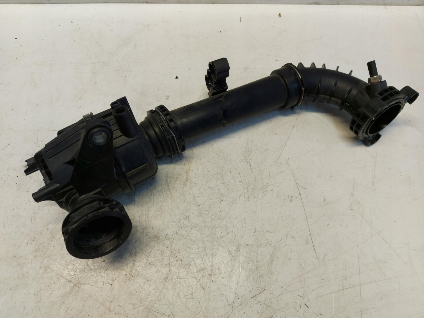 VOLVO XC40 B4 wiring pipe air 32222586