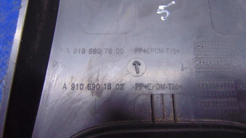 moulding side right BOK MERCEDES SPRINTER A910 A907 18-25R