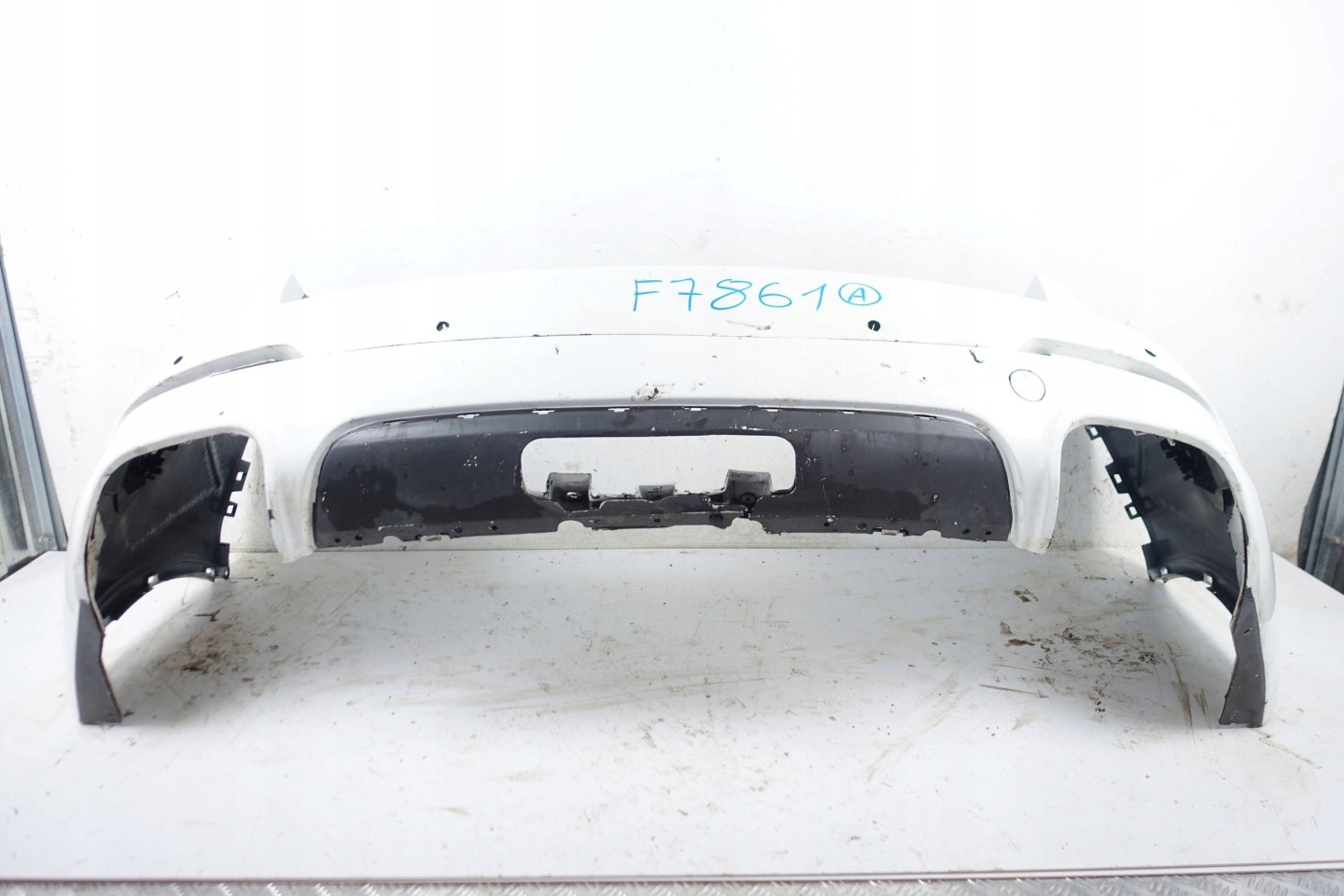 bumper rear part rear MASERATI LEVANTE 2016- 670035052