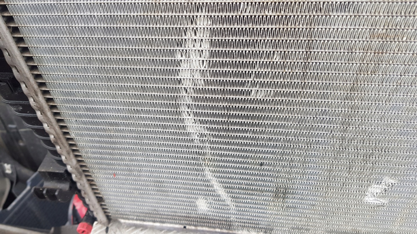 MERCEDES W220 water cooler 3.2 CDI 2205050188