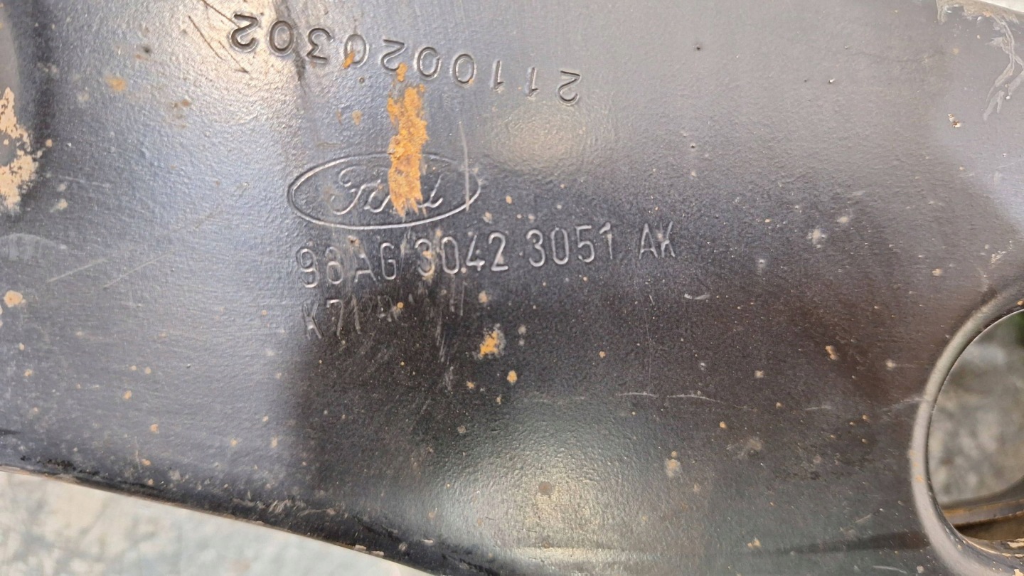arm right front 98AG-3042-AK FORD FOCUS MK1