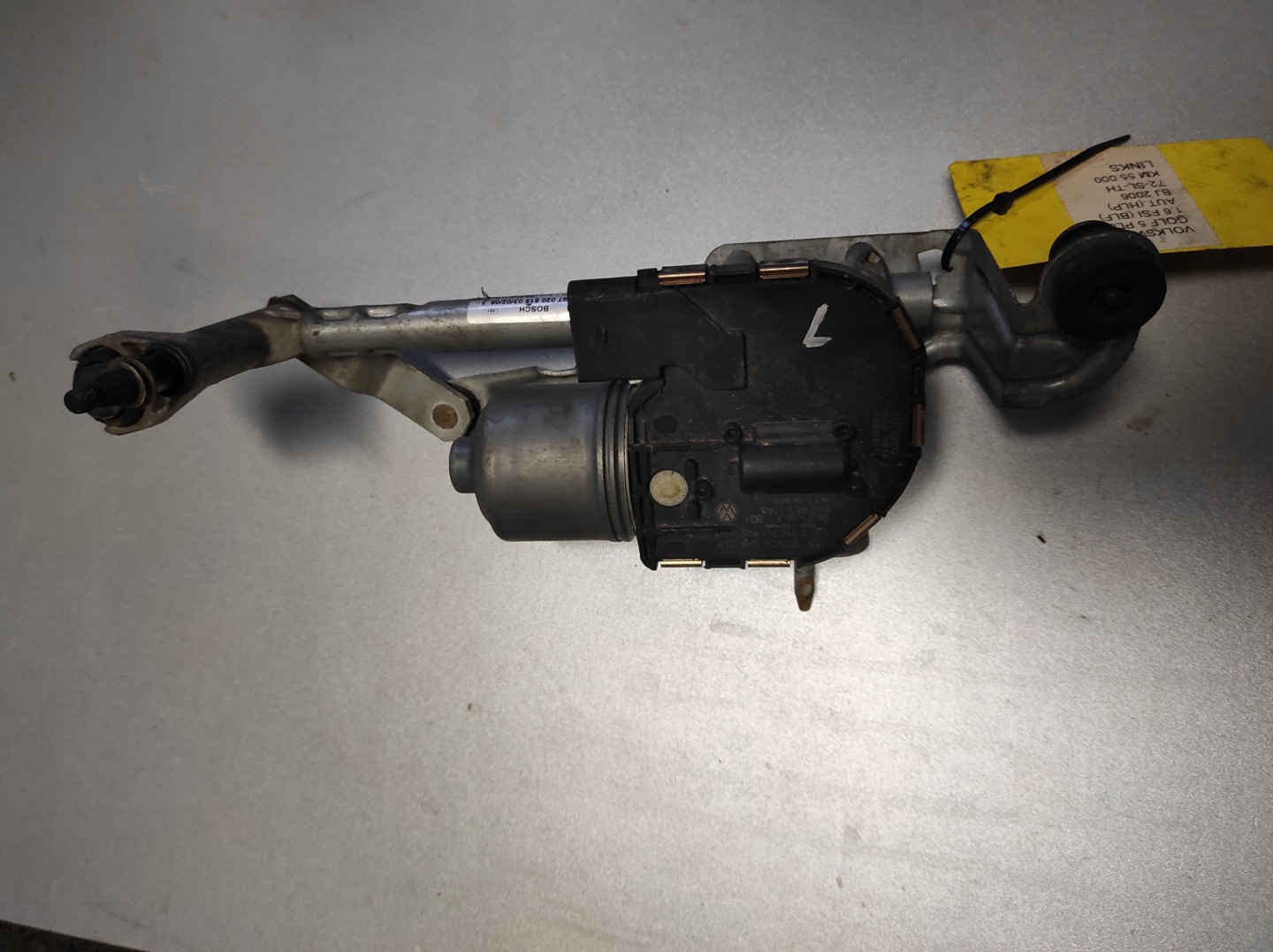 5m0955023d VW GOLF VI PLUS links Motor Gestänge WYCIERACZ