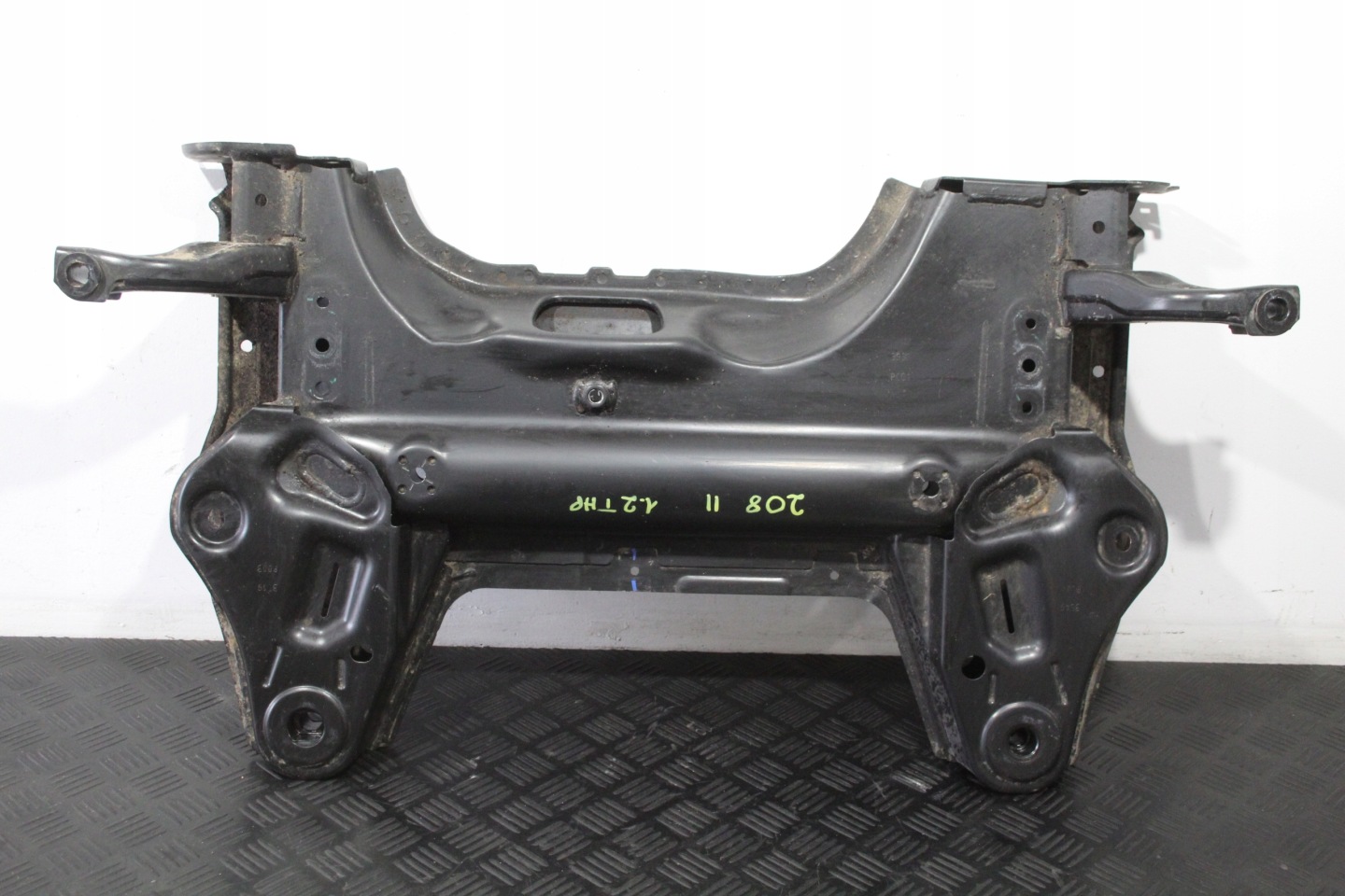axle beam subframe axle beam front PEUGEOT 208 II 2