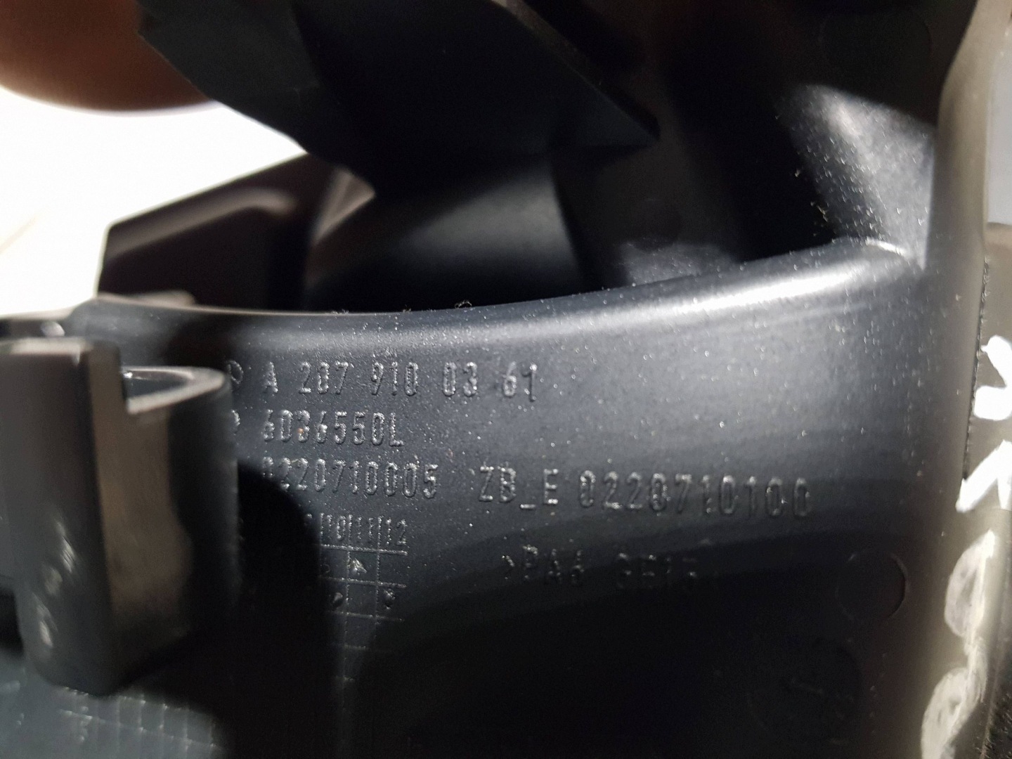 MERCEDES E KLASA W207 handle handle mechanism SKLADANIA seat left front
