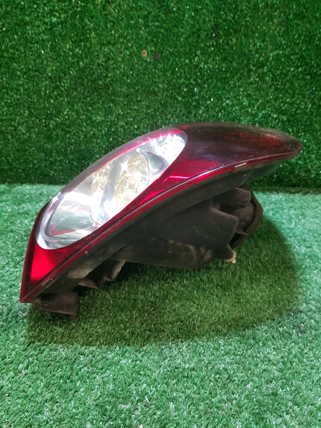 light right rear VOLKSWAGEN GOLF 5 plus 5M0945096N