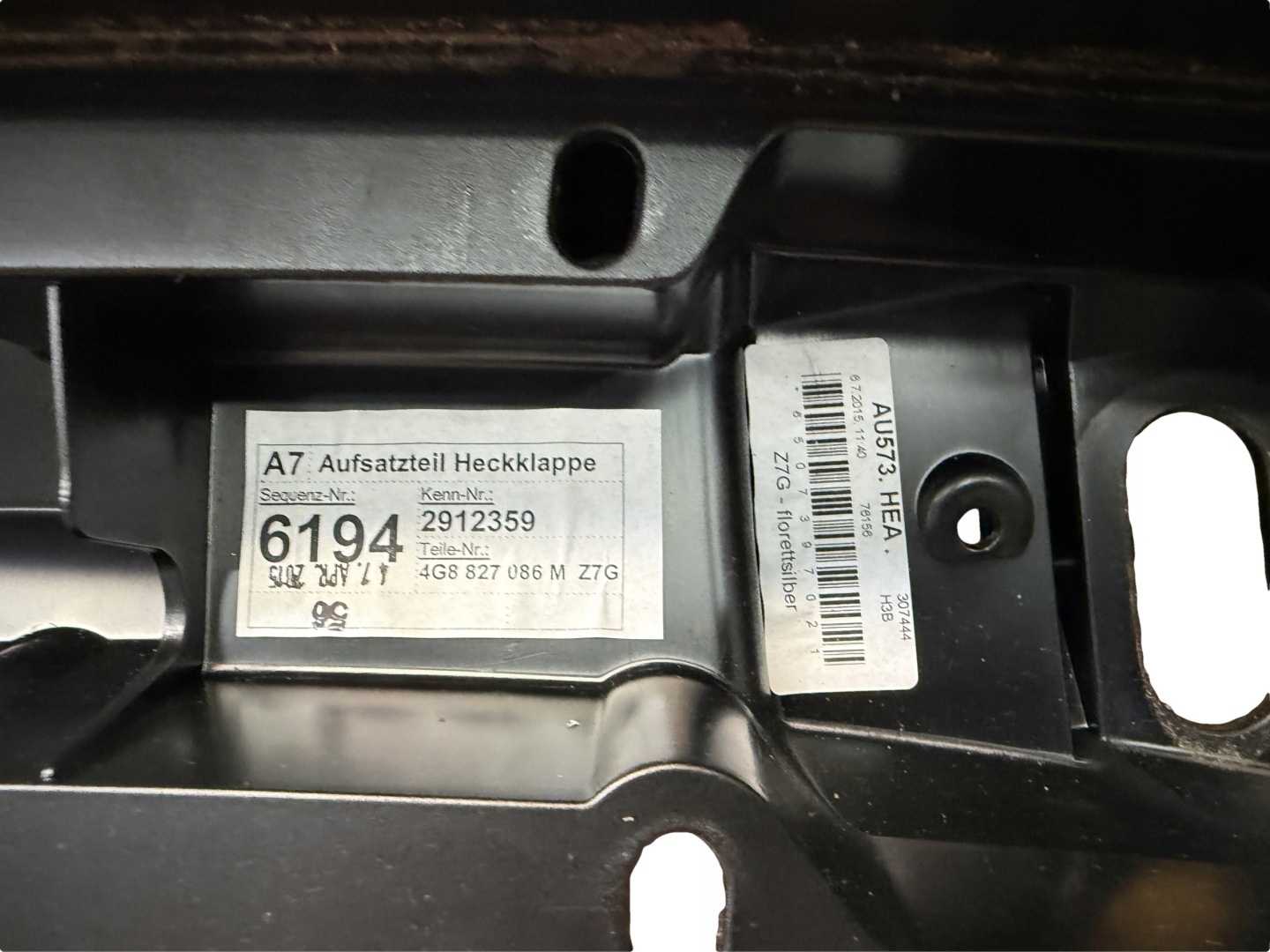 AUDI A7 4G Accessoires du capot 4G8827086M LZ7G