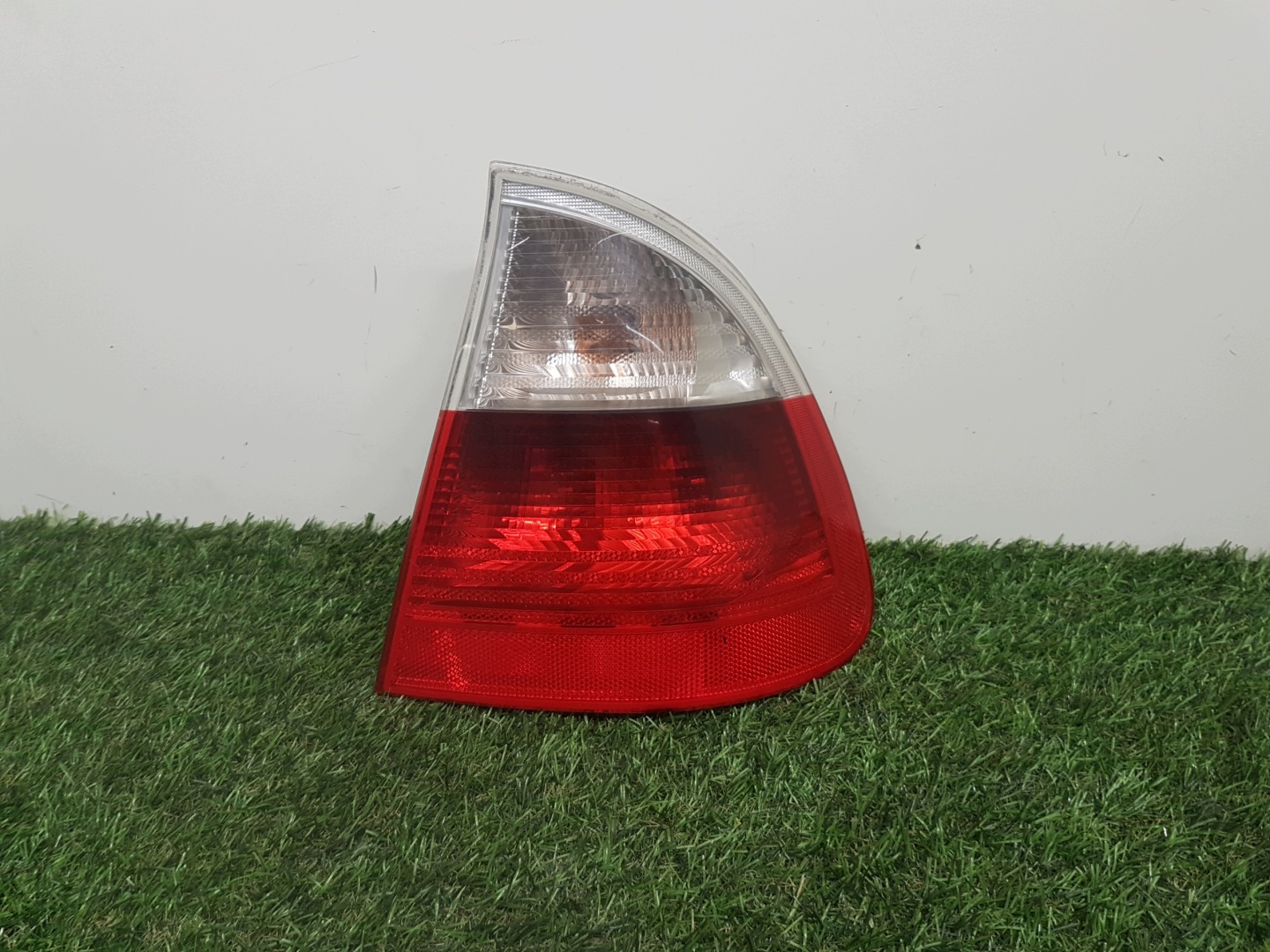 light right rear BMW E46
