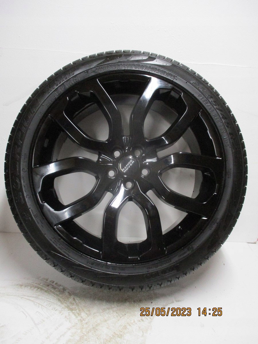 wheels discs tyres Range Rover Evoque R20 M+S 7MM