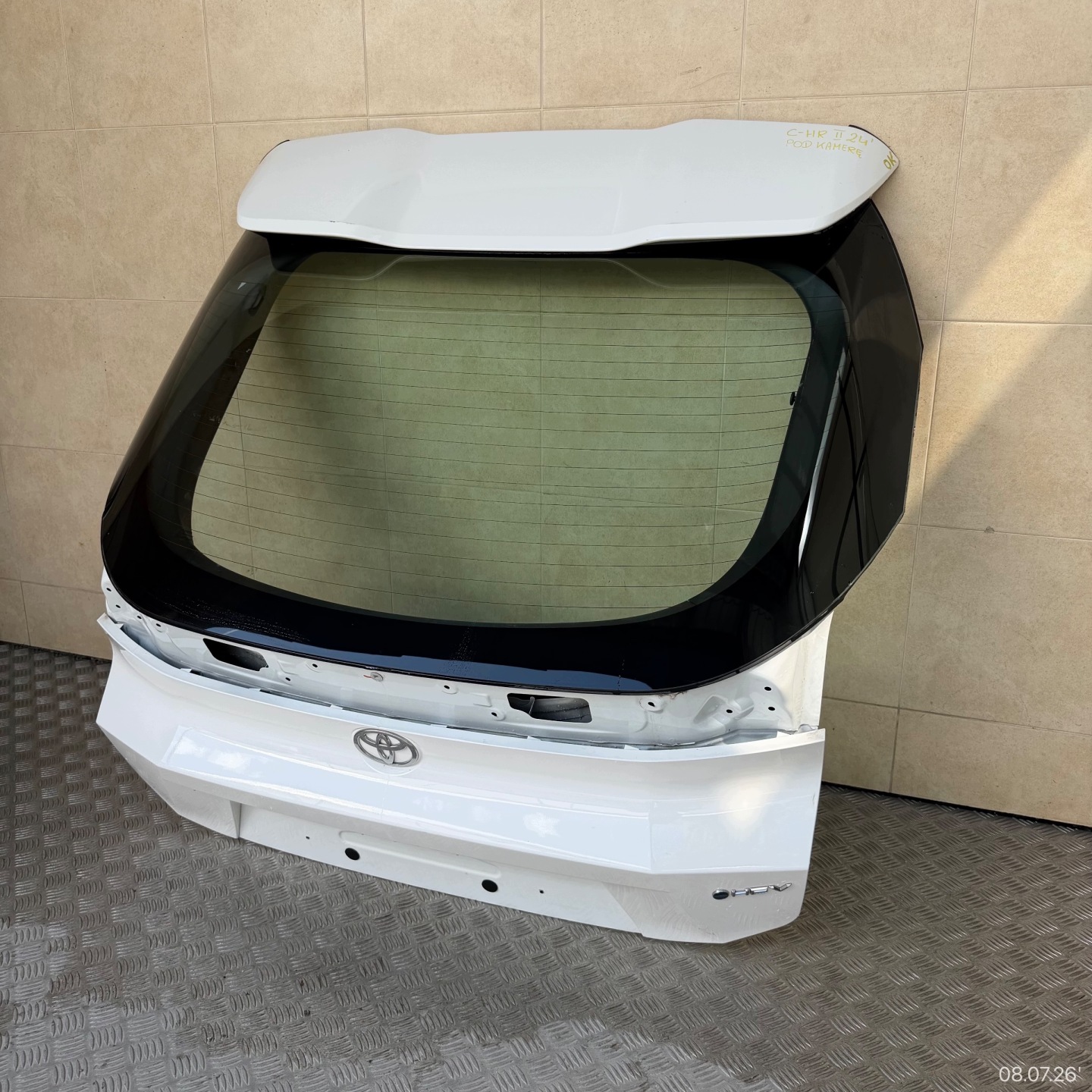 boot doors complete TOYOTA C-HR II 2024 ROK below KAMERE