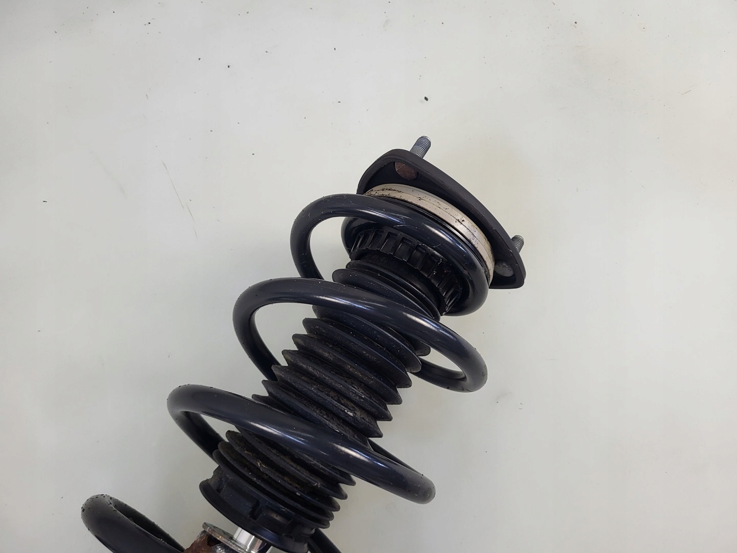 shock absorber spring right front 2.2 d MAZDA CX-5 and KE KF6934700