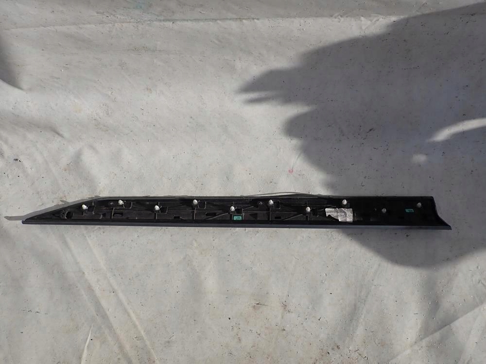 SKODA SUPERB III 3 15-23 moulding door right front