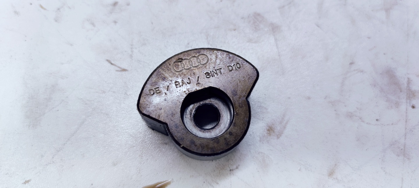 KOLKO BALANSUJACE AUDI A6 C6 2.4 BDW 06E103332C