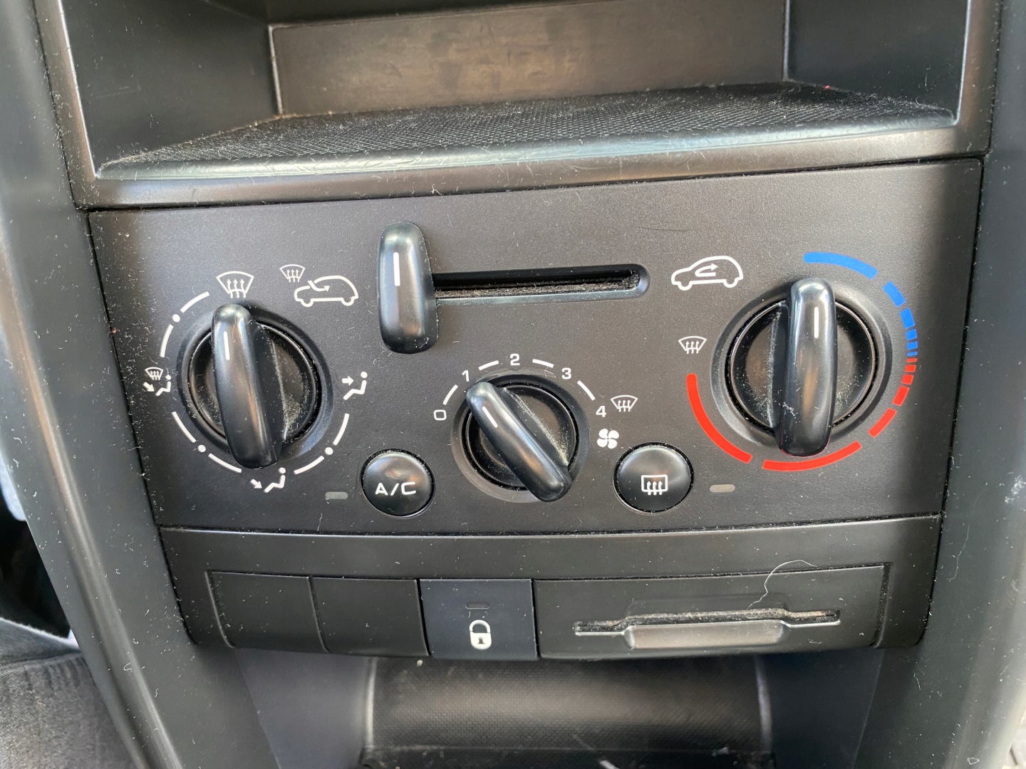 switch switch PANEL air conditioning devices OGRZEWANIA Peugeot 207 06-15