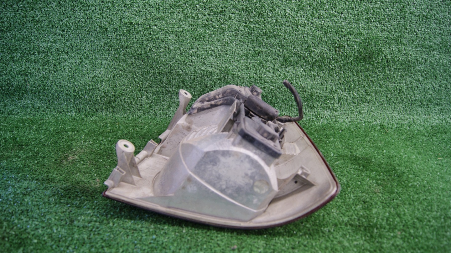 light left rear VOLKSWAGEN TOURAN 1 1T0945095F
