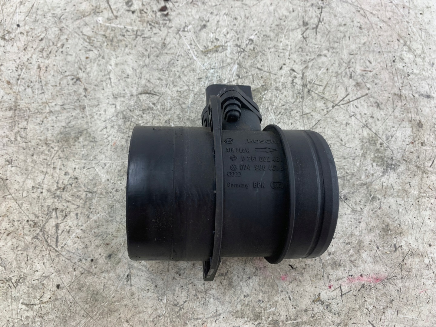 AUDI A4 B7 2.0 TDI flow meter 074906461B