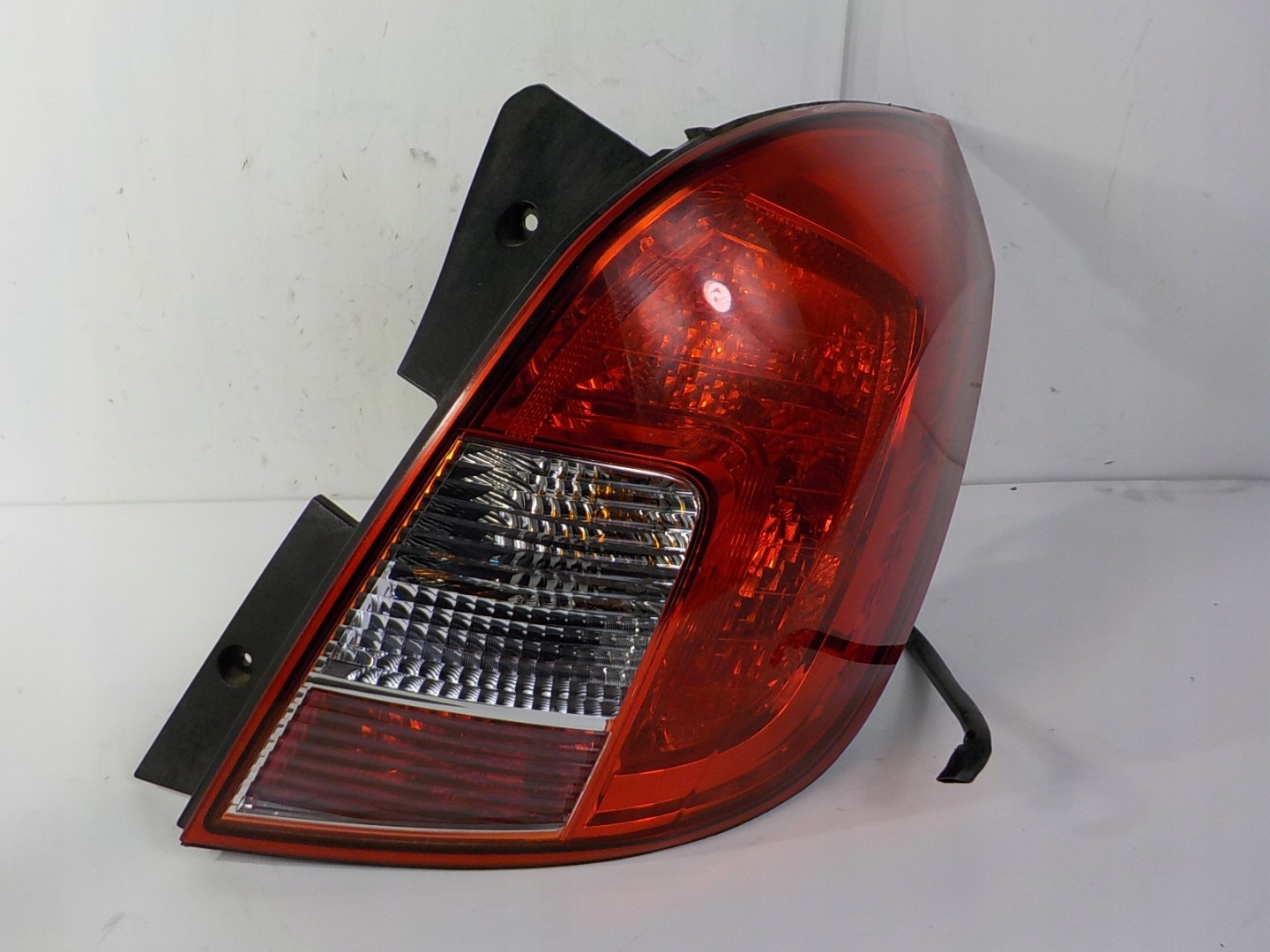 OPEL ANTARA LIFT light right rear part rear UK