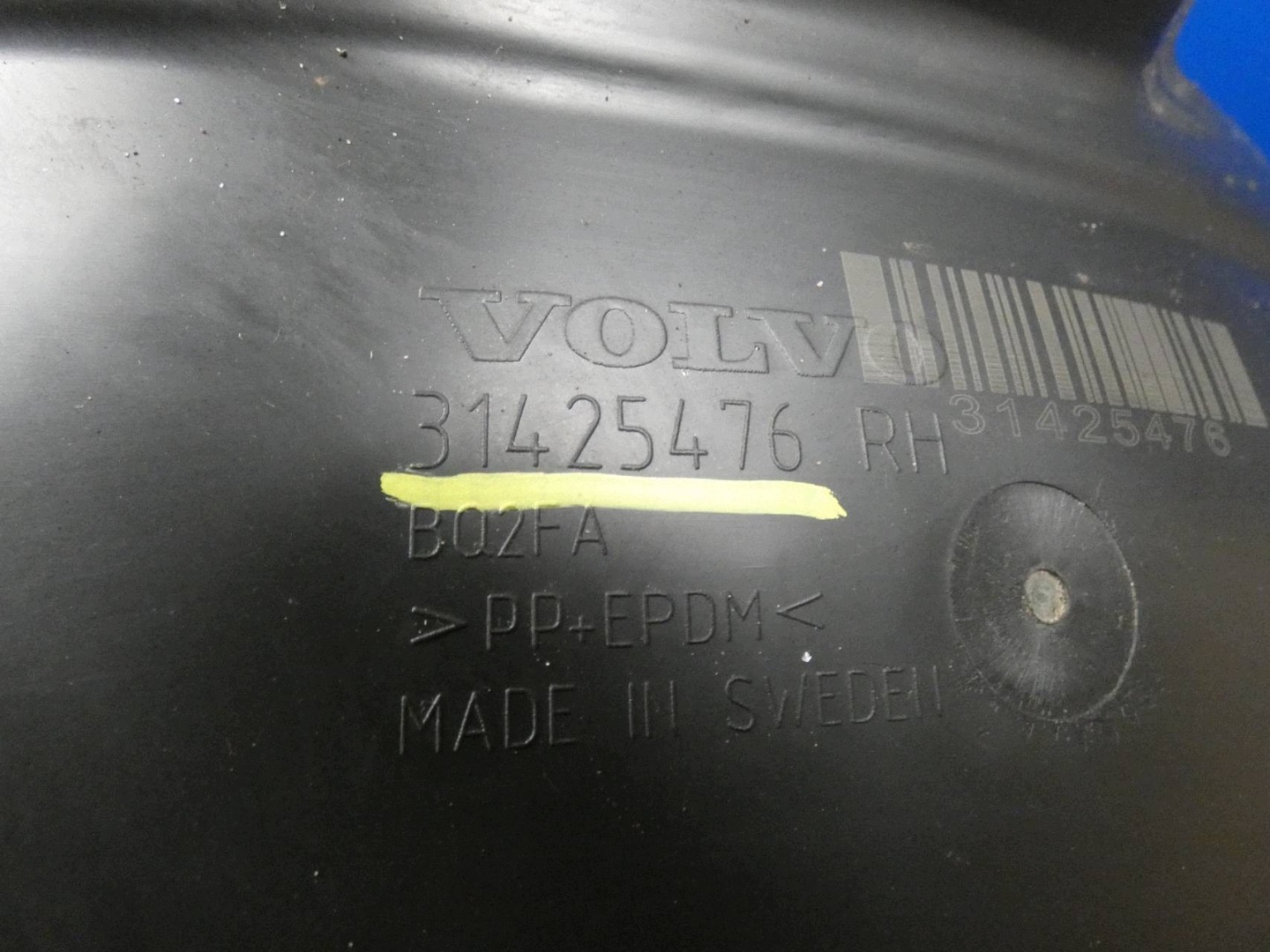 VOLVO V60 II S60 III 18- mudguard right right front front