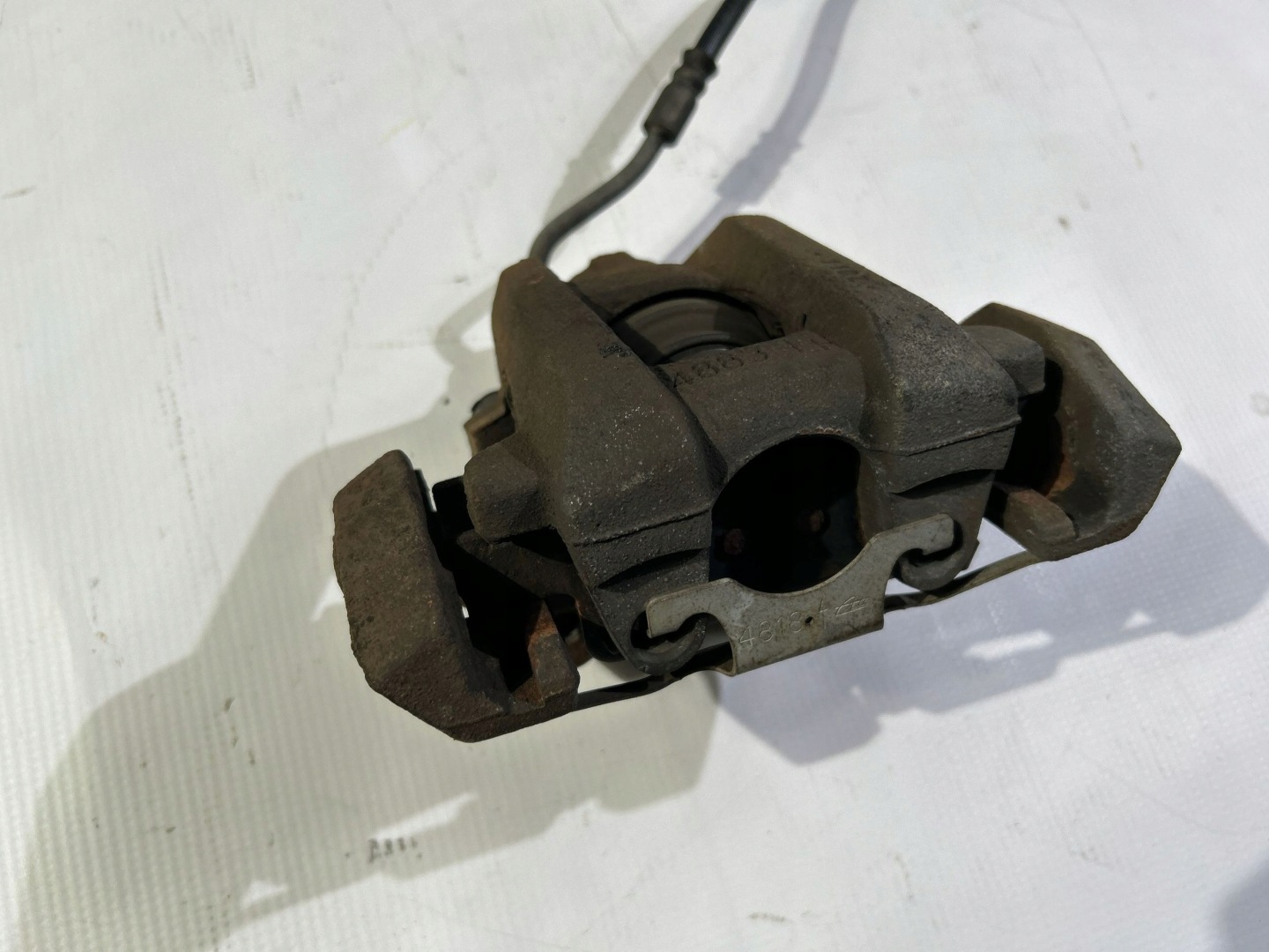 caliper wiring brake rear part rear left Dodge Durango 2014