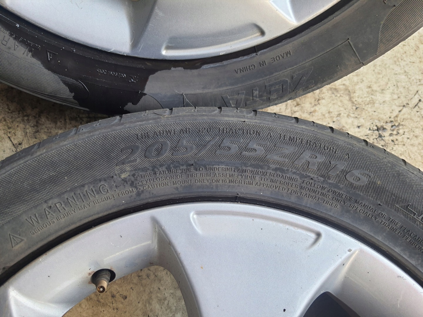 KIA RIO III 11-16 discs + tyres 205/55 16