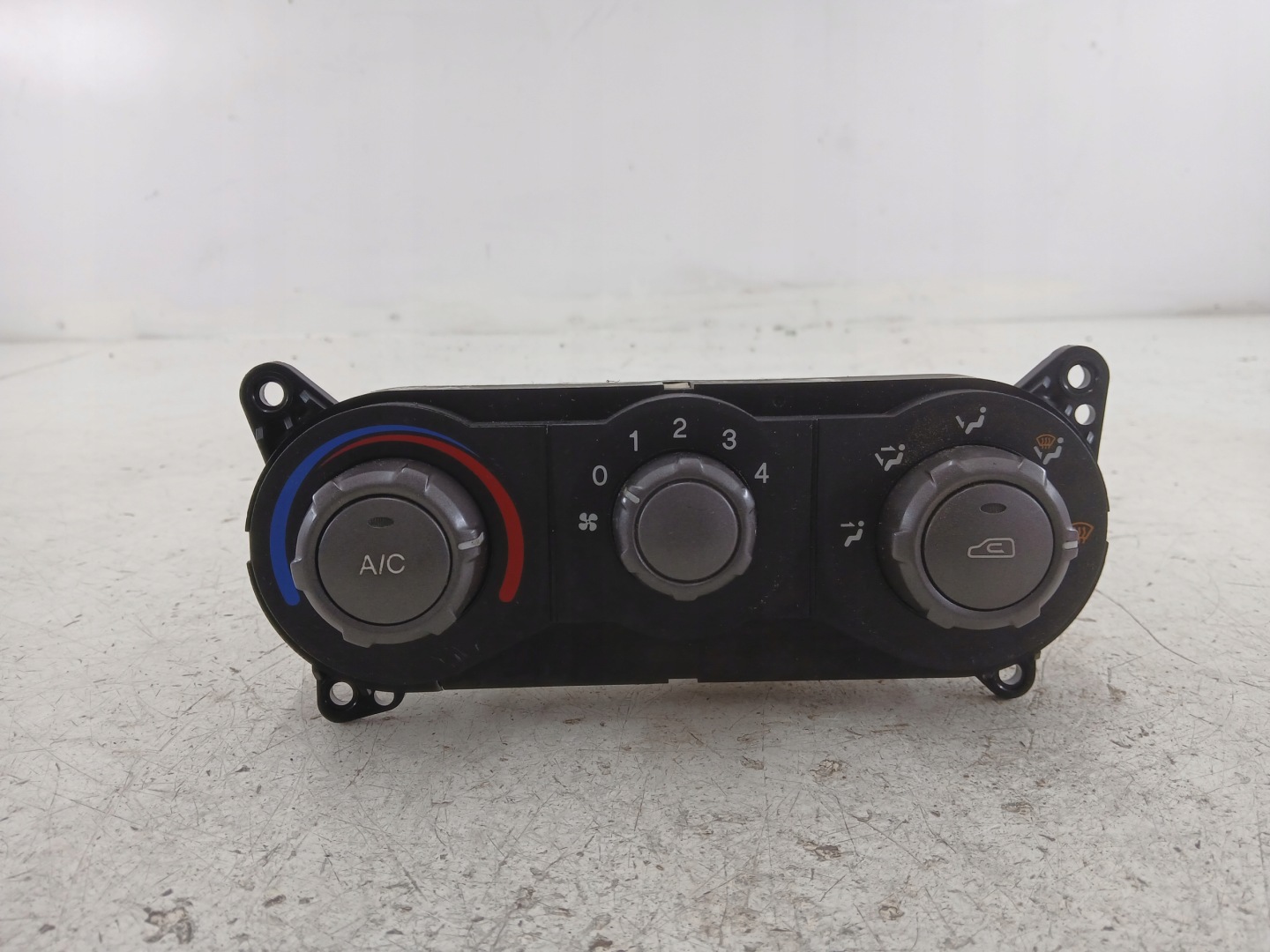 HYUNDAI MATRIX e COMANDI CLIMA BOCCHETTE 97250-17XXX