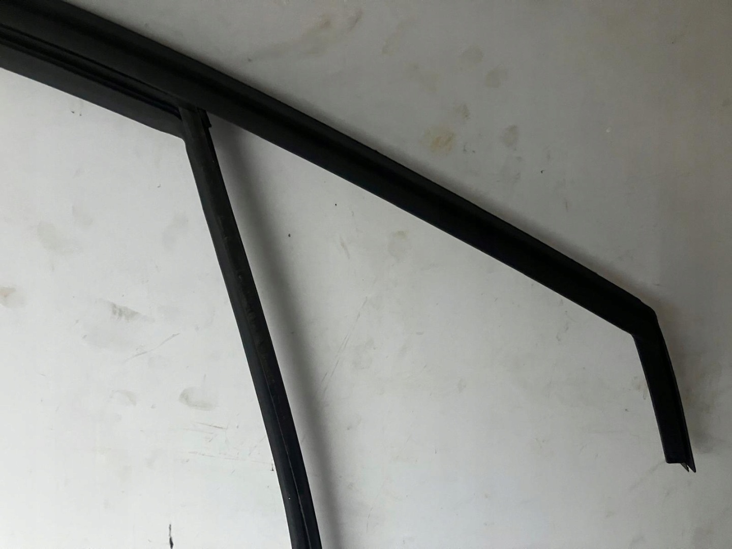 frame gasket door right front CITROEN C3 III 9813201880