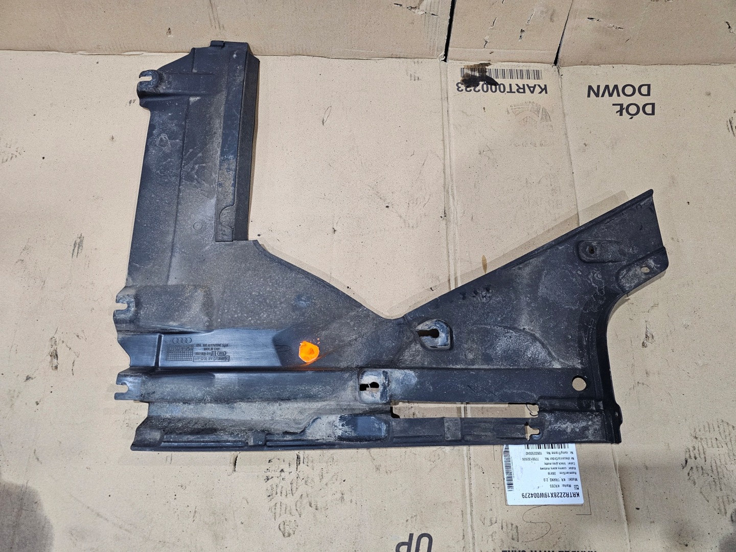 cover chassis rear part AUDI A4 B9 8W0825215E