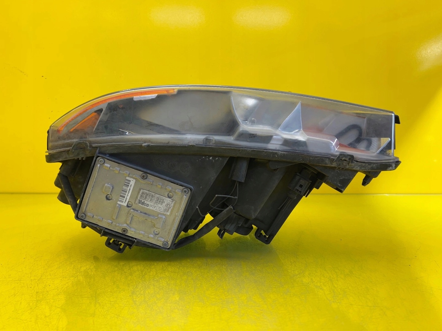 light right Volvo XC90 and 02- Xenon 30678597