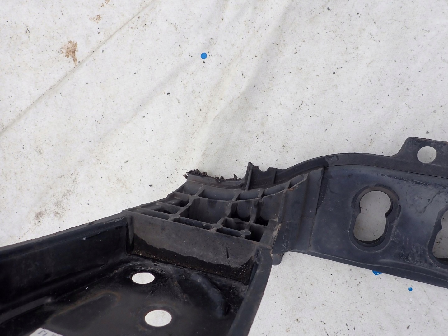 KIA RIO III 3 11-14 support panel for radiators pillar