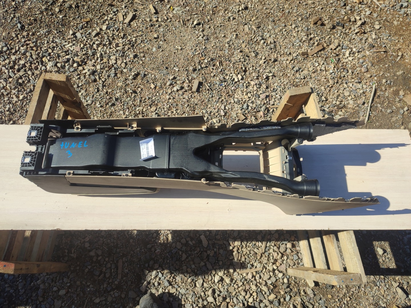TUNEL central armrest VW PASSAT B7 3AB863241E