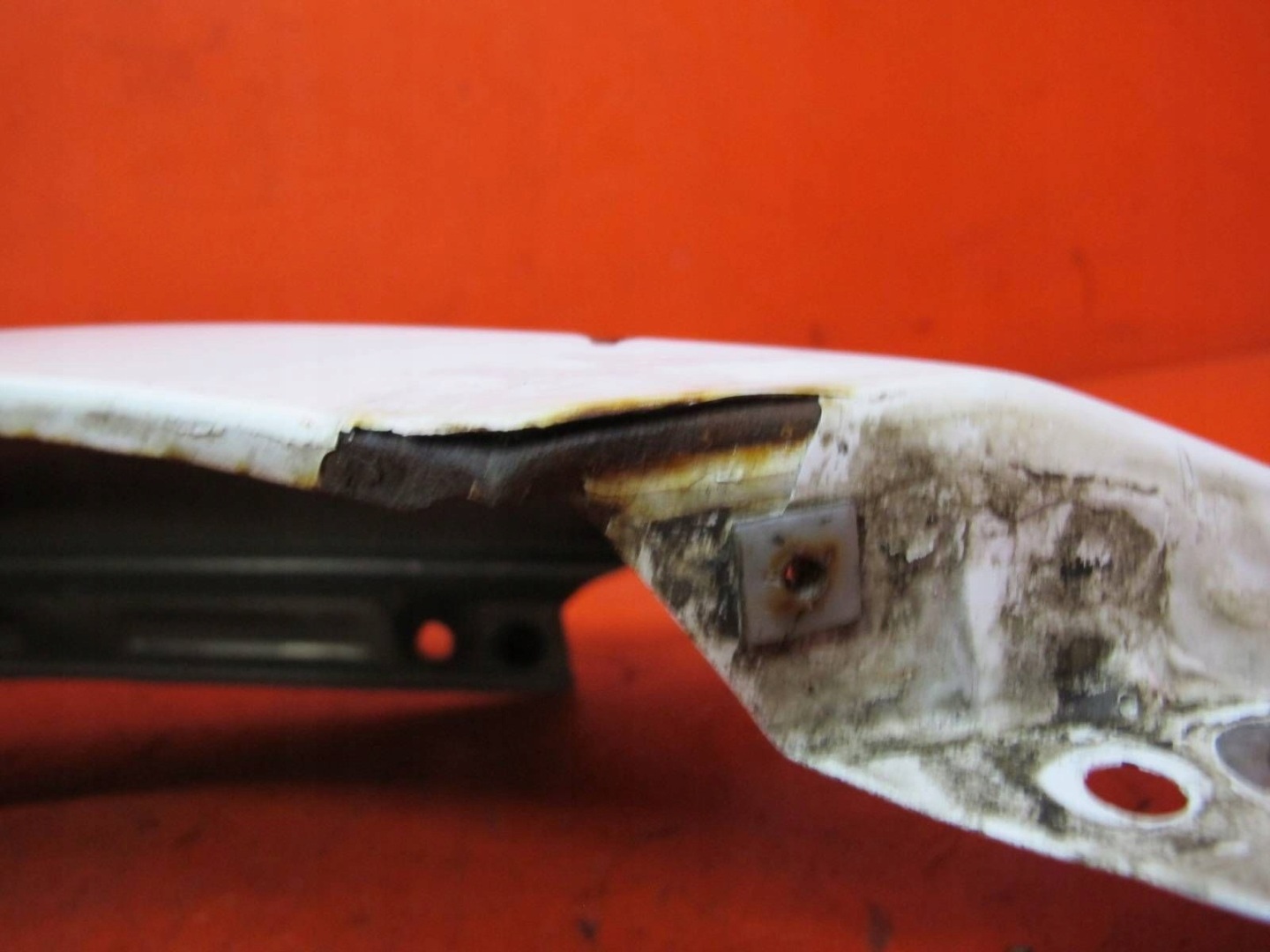 KIA CEED 1 and ED 06- fender right front front BIALY WD