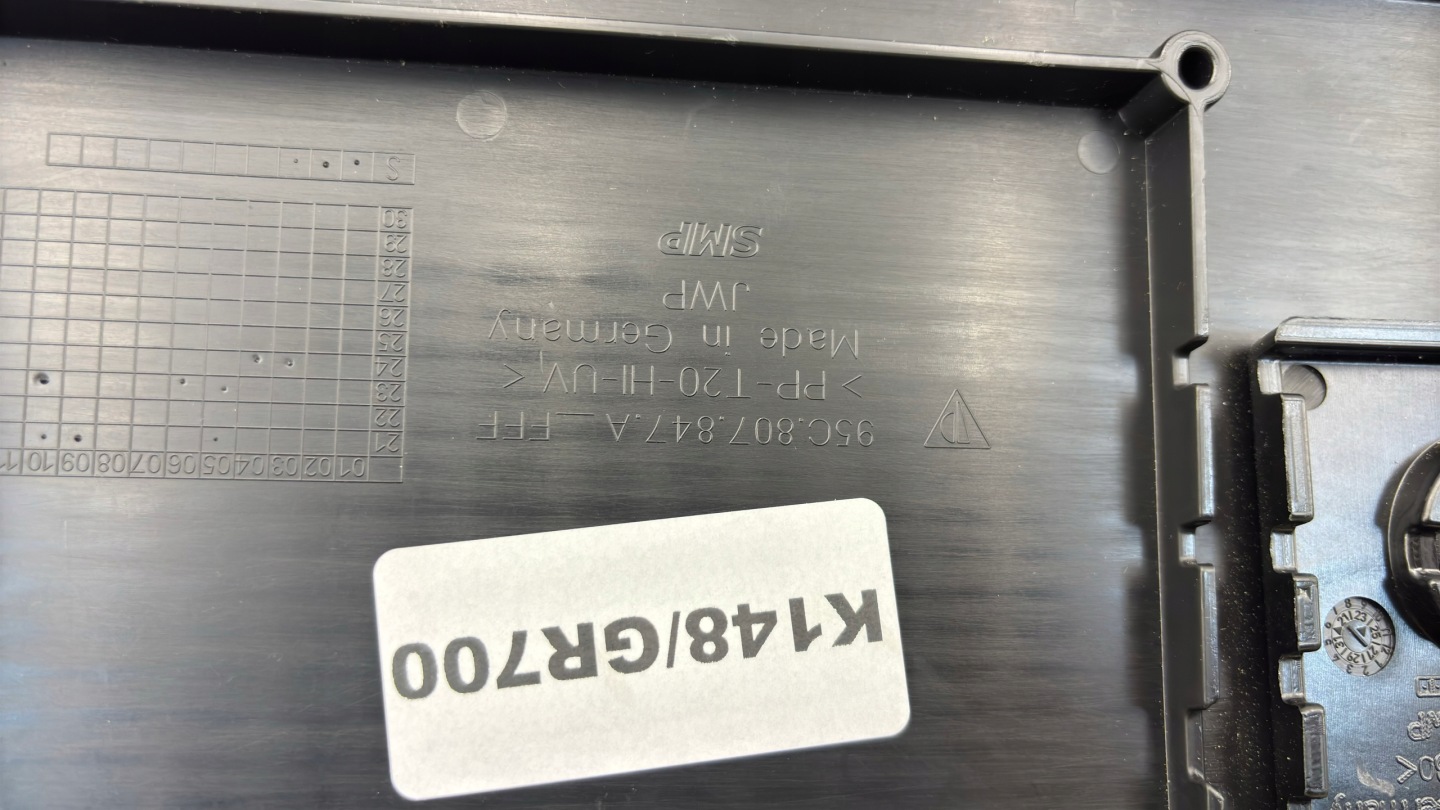 PORSCHE MACAN 95C Support plaque Panneau Poignée Console 95C807847A K148/GR700