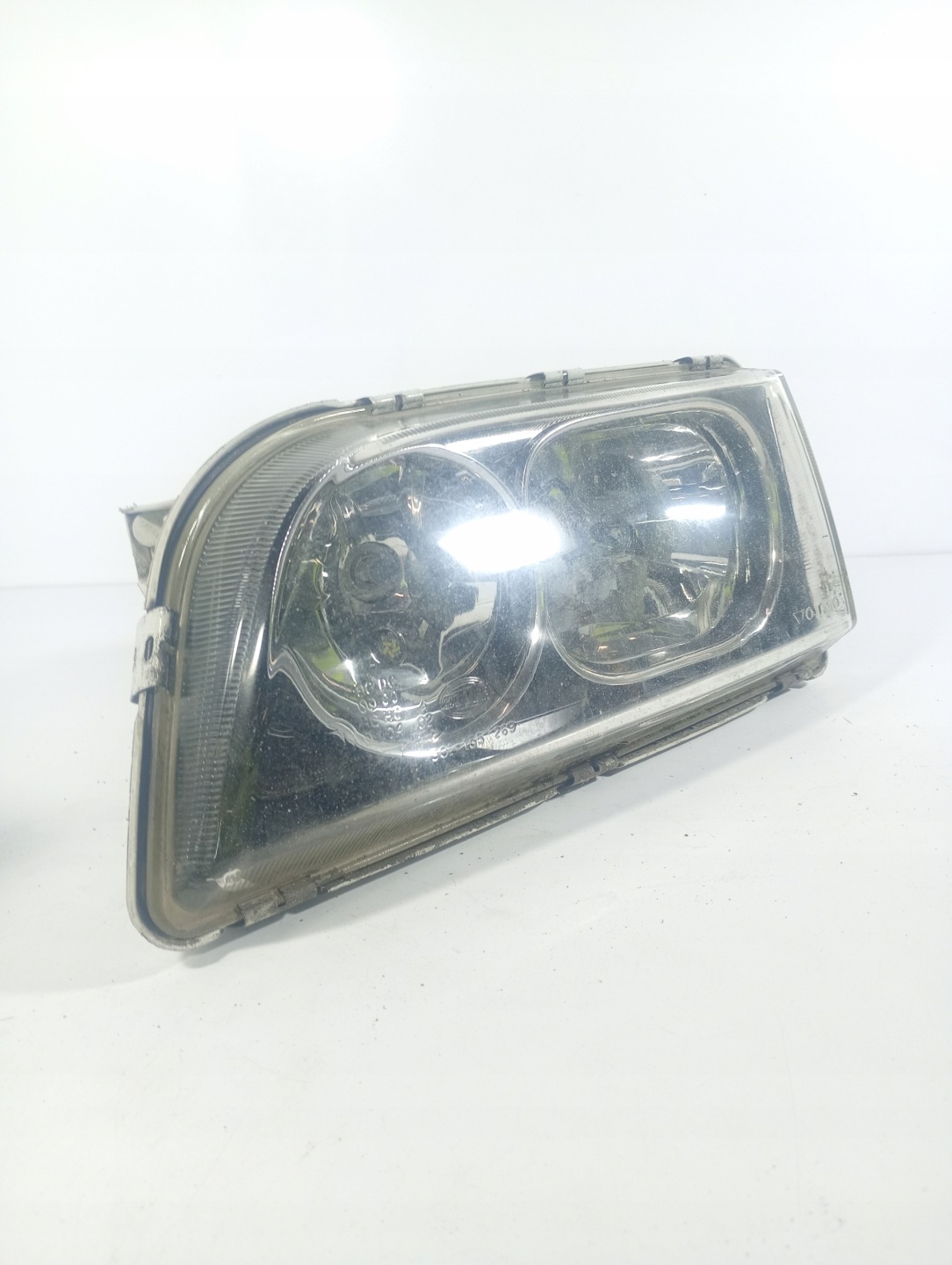 Volvo S40 95-04 REFLEKTOR left front light left front OE 30899878