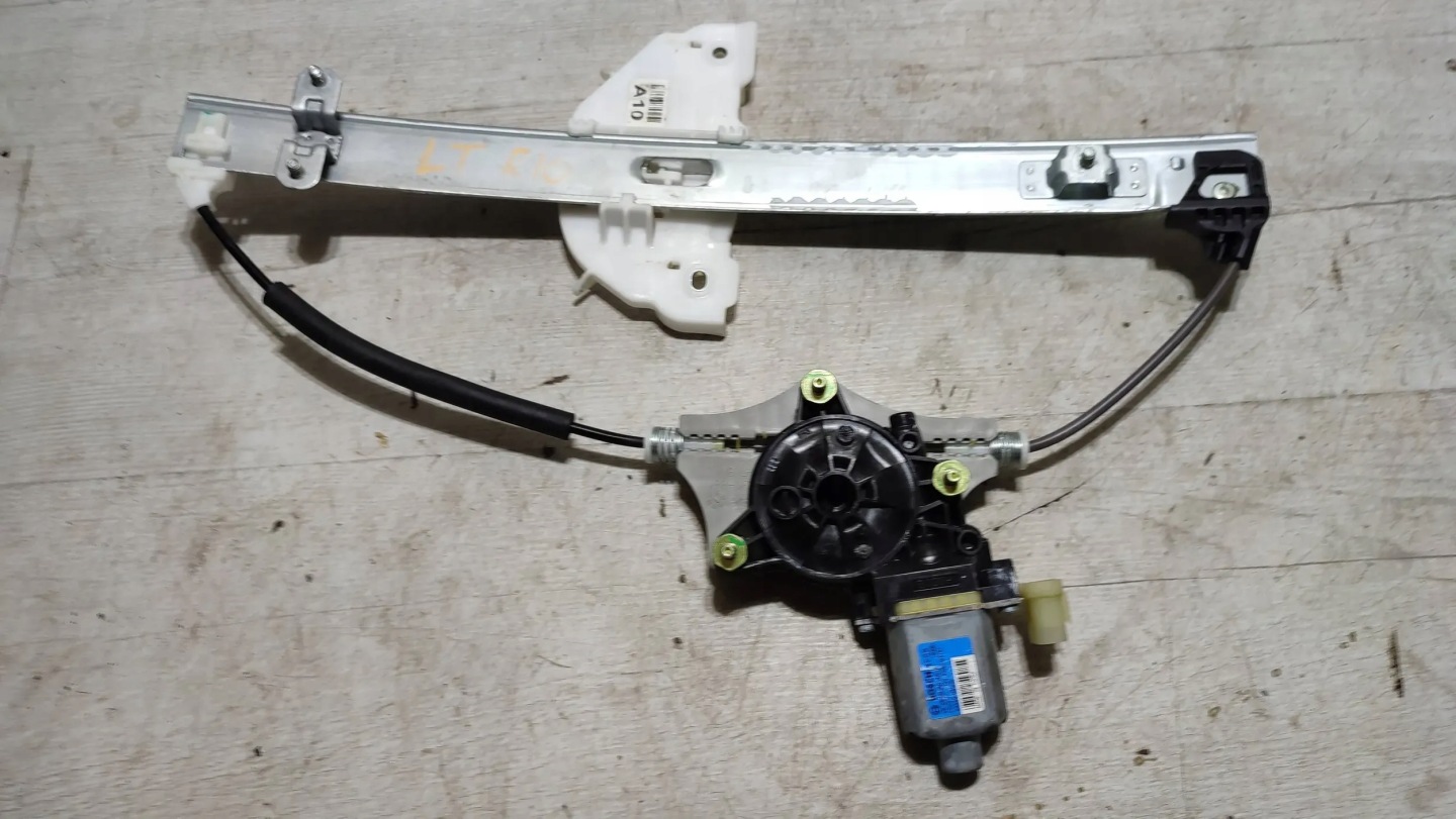 KIA Rio IV 18r rear part side left mechanism windows