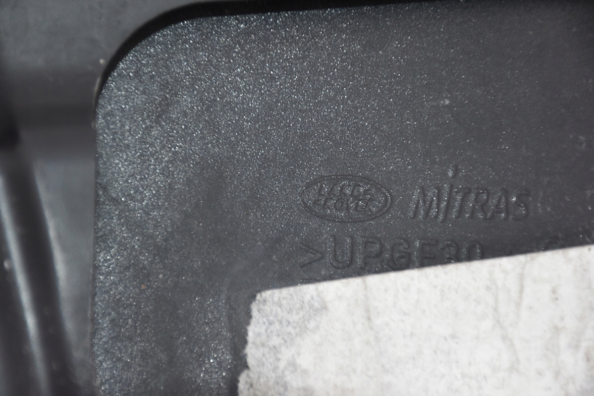 LOTKA SPOILER bonnet RANGE ROVER III L322