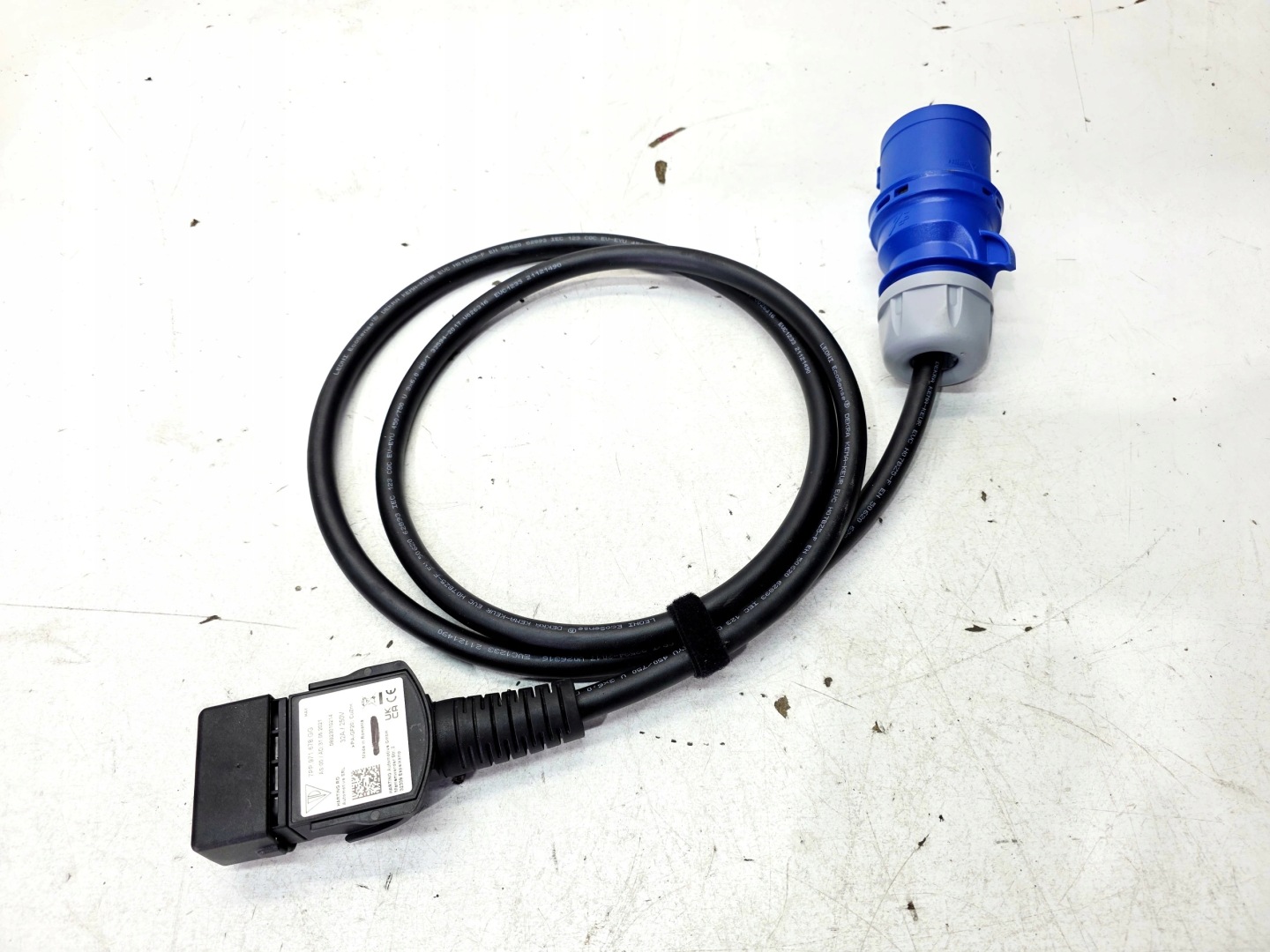 canalisation charge DO GNIAZDKA électrique AUDI Q4 E-TRON 7PP971678GG