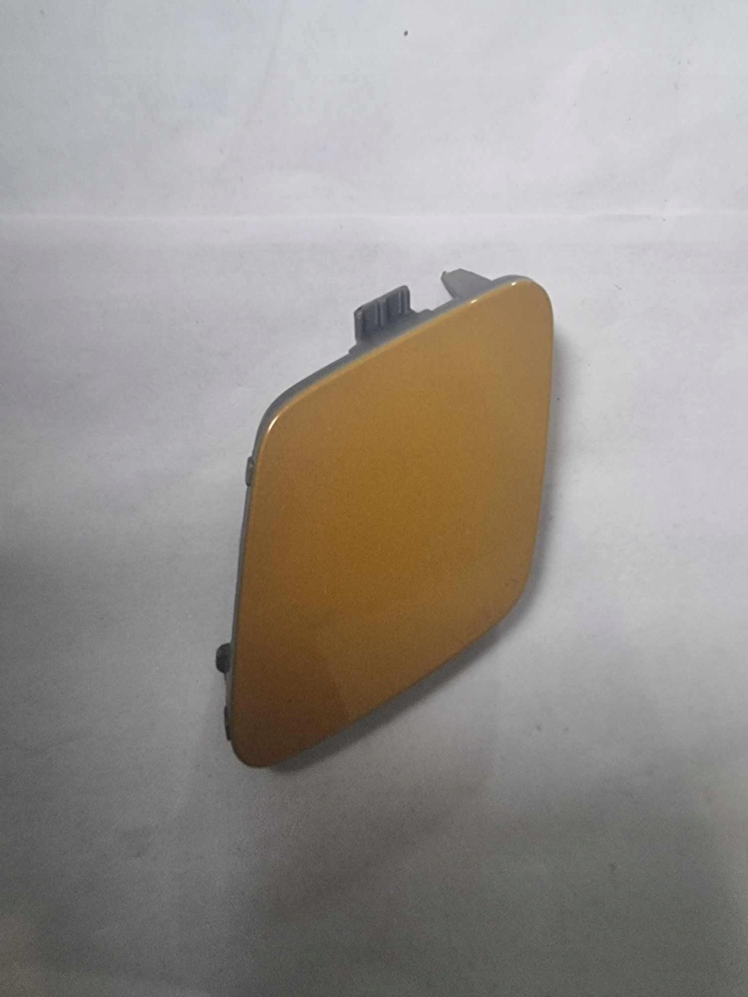 PEUGEOT 208 II -> towing hook cap of a bumper front