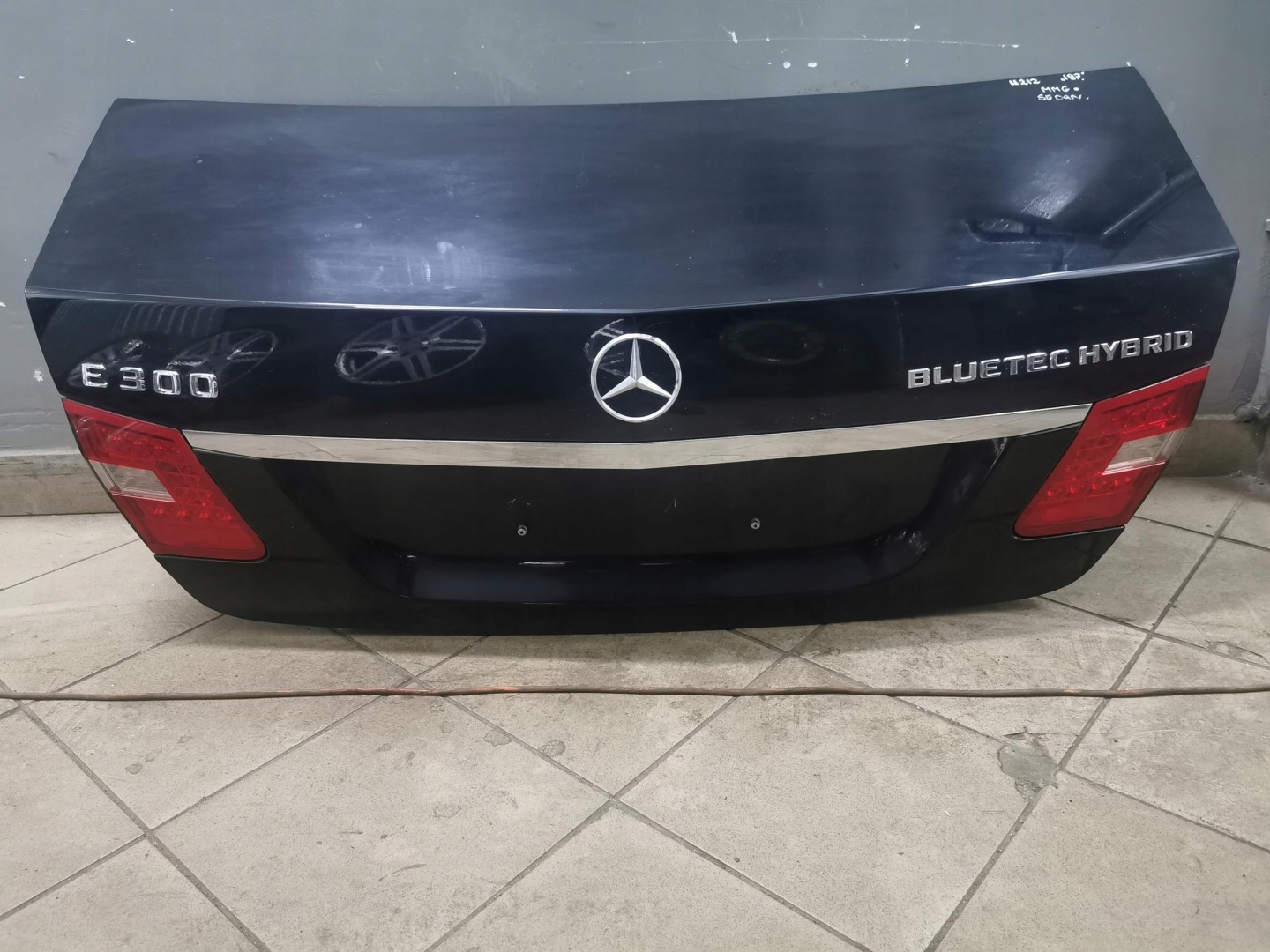 trunk door boot MERCEDES E-KLASA W212 197 sedan