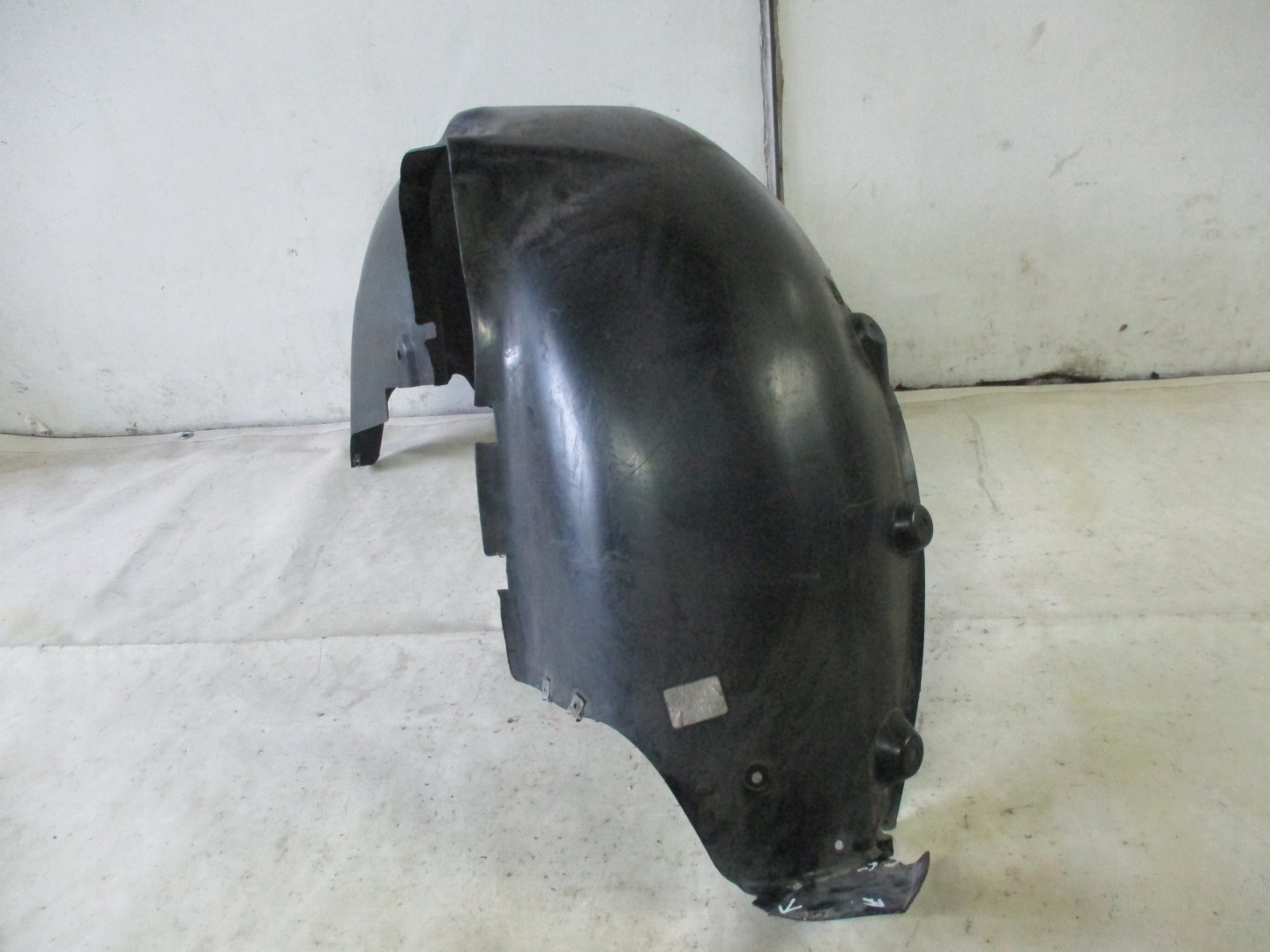 mudguard right rear part BMW E85 z4 03r- 51717012730