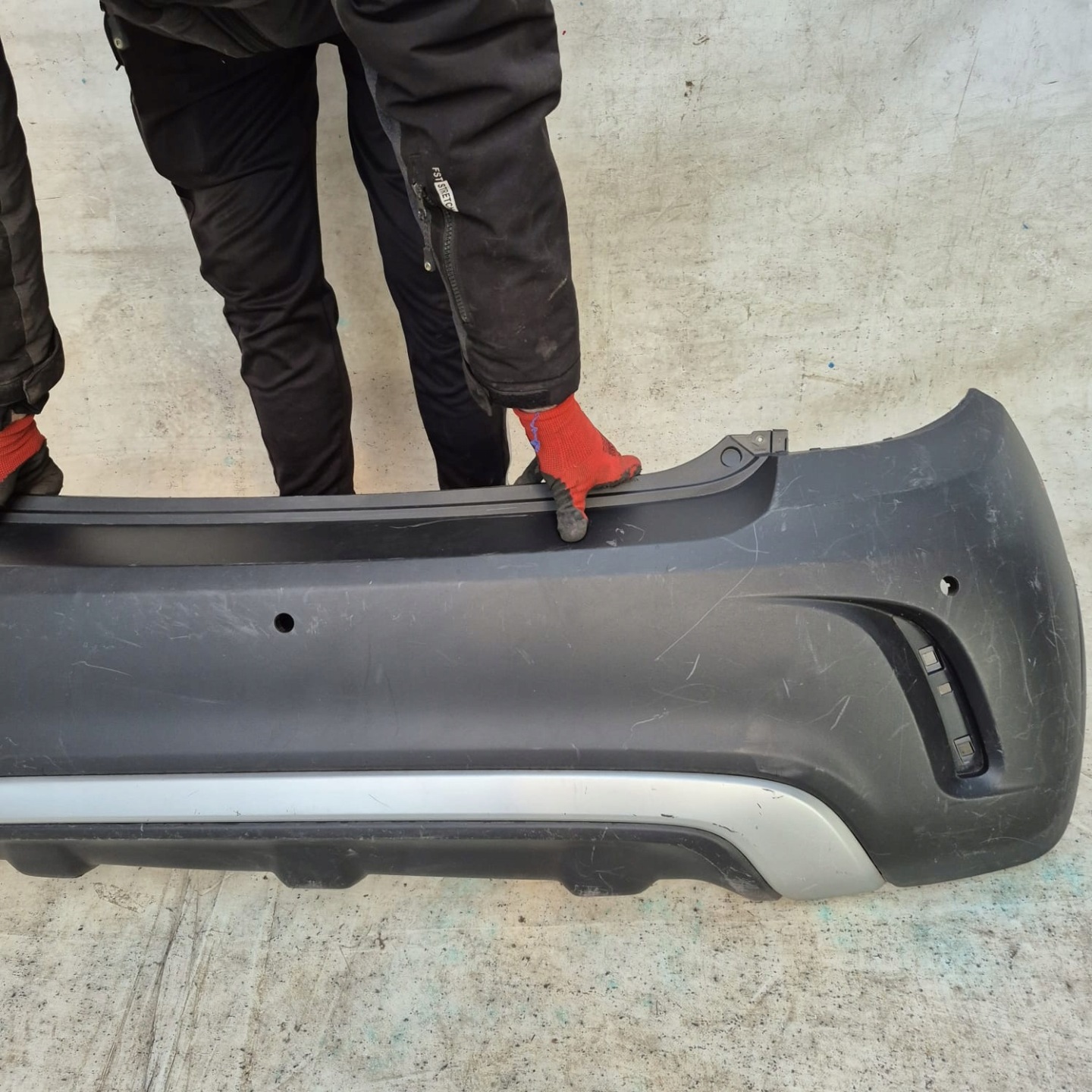 OPEL KARL ROCKS 16- bumper rear part rear PDC 42453387