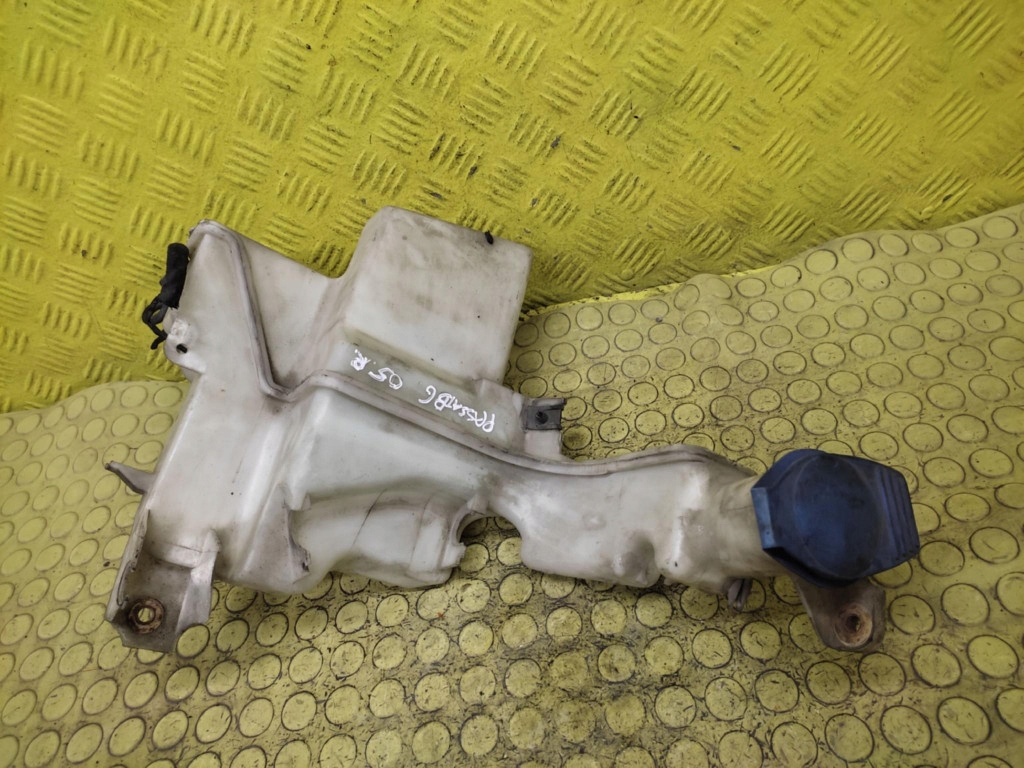 VW PASSAT B6 washer fluid tank 3C0955453
