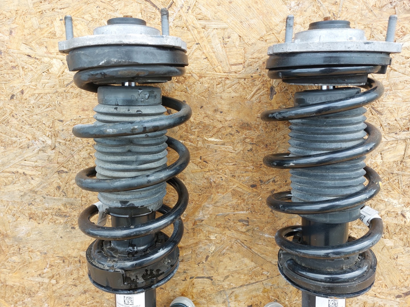 shock absorber front left Alfa Romeo Stelvio