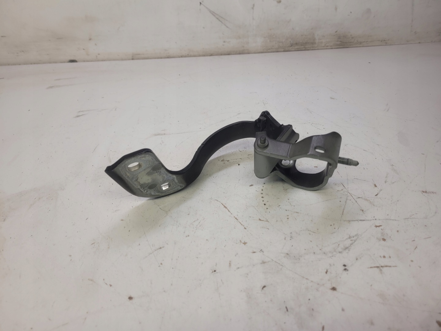 hinge bonnet right rear part AUDI A6 C7 4G9827300