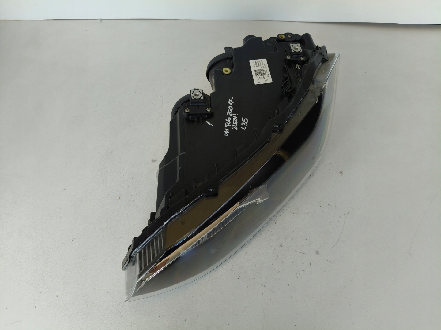 light left REFLEKTOR VW POLO 2G 2G0 17
