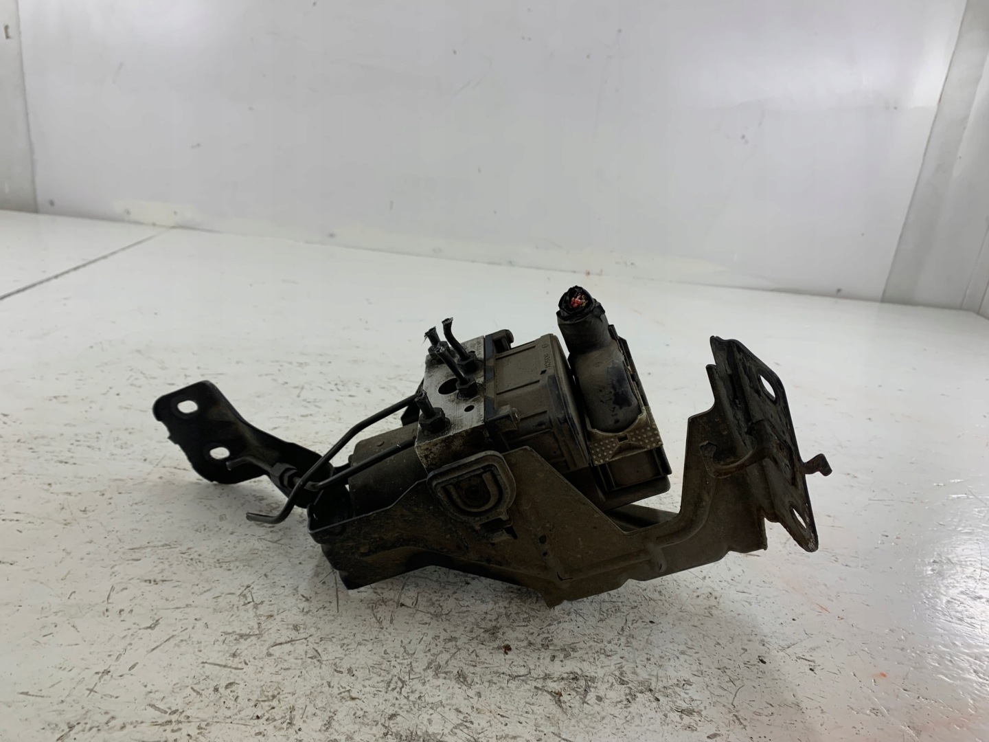 FORD MONDEO MK3 Servofreno ABS 1S712M110AE