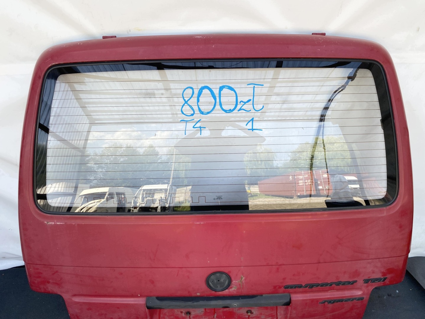 VW TRANSPORTER T4 96- boot doors rear part Z window red DEMONTAZ